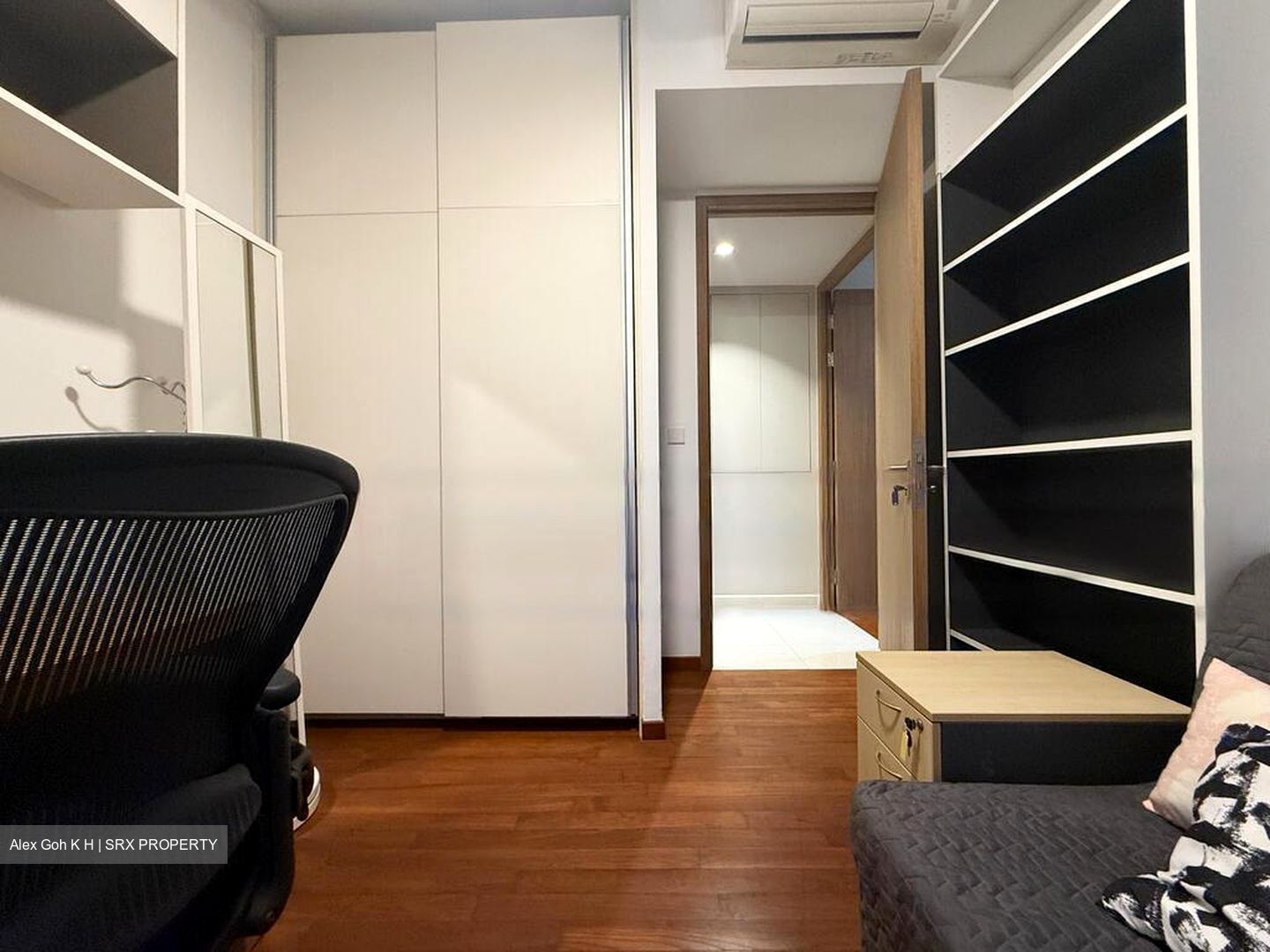 Shenton Way (D1), Condominium #452385431